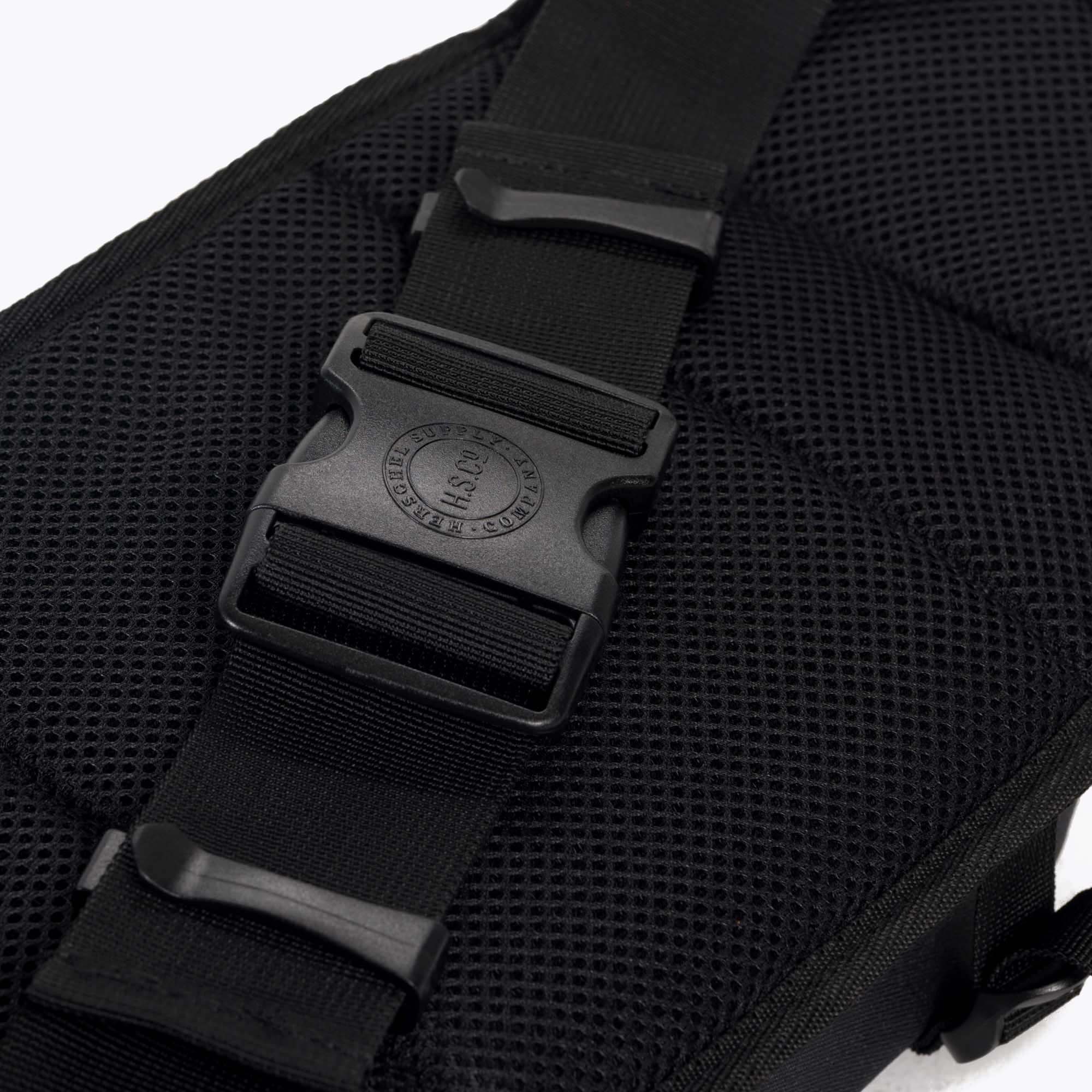 herschel 18 hip pack