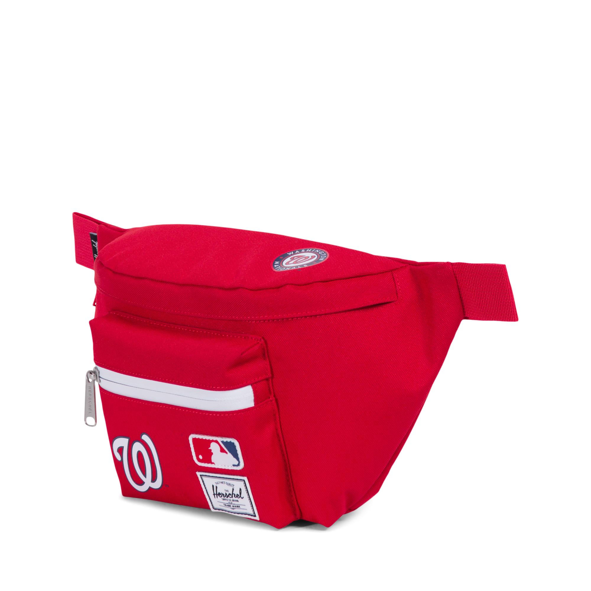herschel mlb hip pack