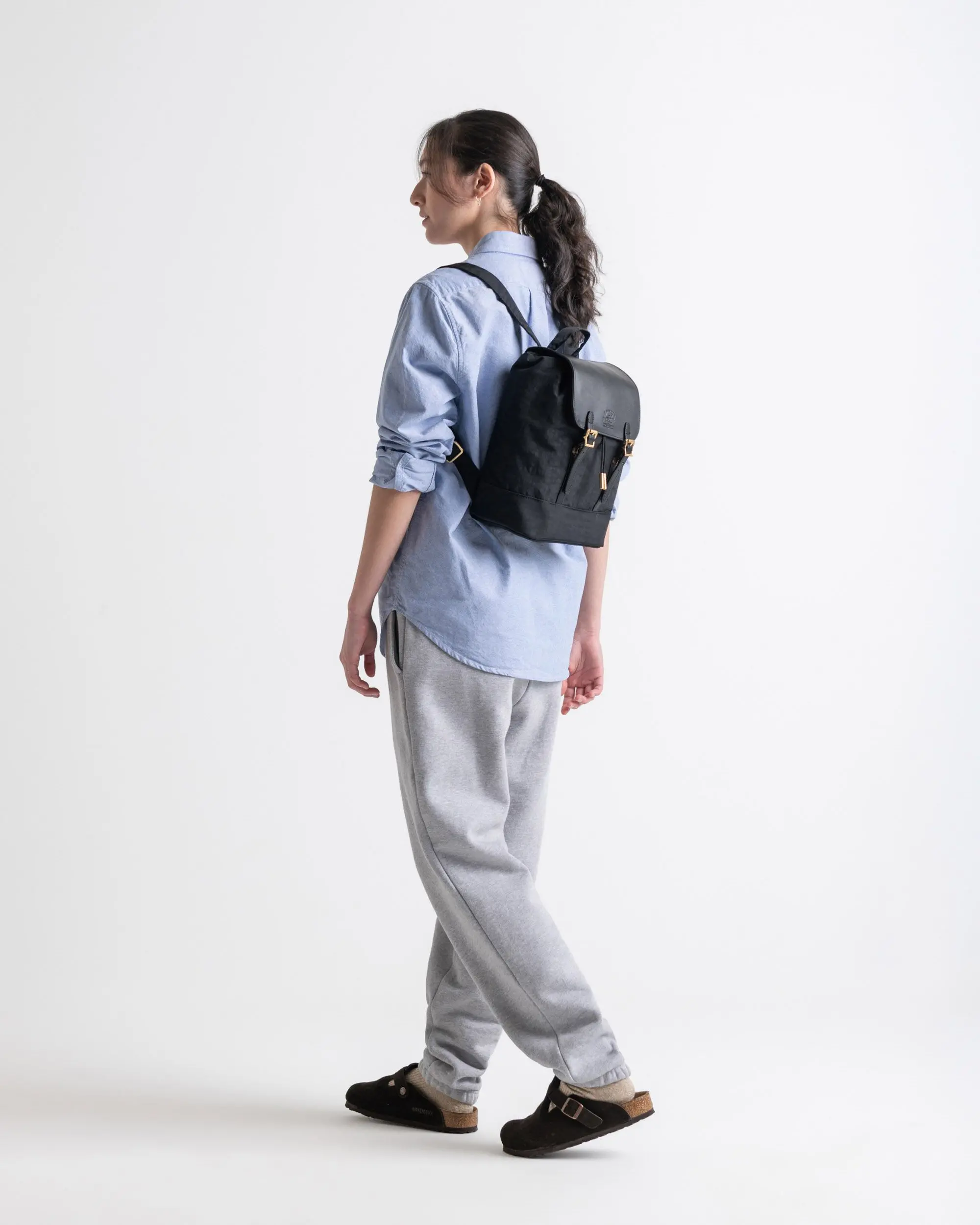 Herschel backpack retreat discount