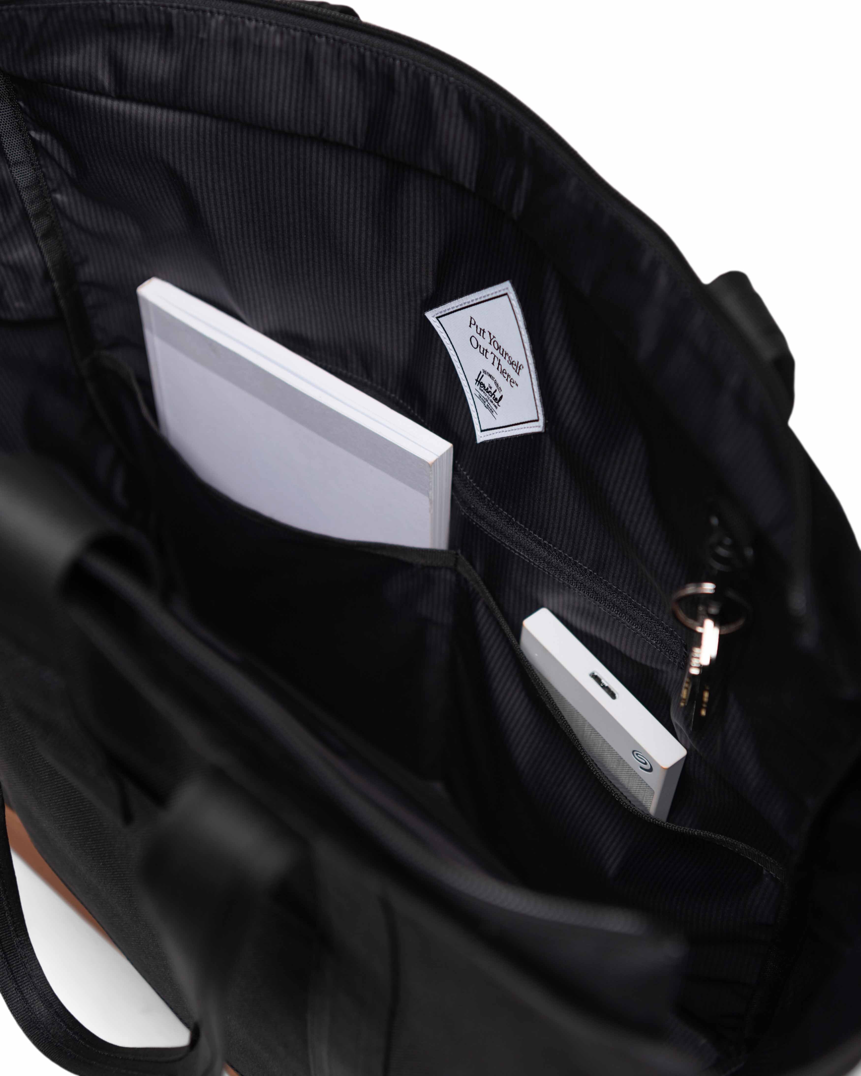 Retreat Tote Herschel Supply Company